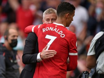 Ronaldo mit einem Doppelpack bei seinem Debüt Ronaldo mit einem Doppelpack bei seinem Debüt
