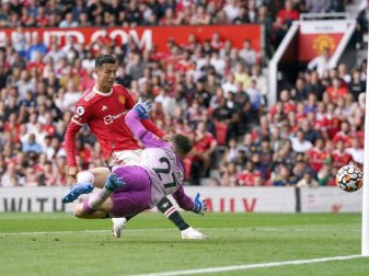 Feierte ein gelungenes Comeback im Old Trafford: ManUnited-Rückkehrer Cristiano Ronaldo. Foto: Martin Rickett/PA Wire/dpa Feierte ein gelungenes Comeback im Old Trafford: ManUnited-Rückkehrer Cristiano Ronaldo. Foto: Martin Rickett/PA Wire/dpa