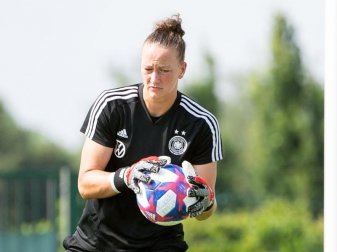 Sieht die DFB-Zusammenarbeit mit einer litauischen Fluggesellschaft kritisch: Almuth Schult. Foto: Sebastian Gollnow/dpa Sieht die DFB-Zusammenarbeit mit einer litauischen Fluggesellschaft kritisch: Almuth Schult. Foto: Sebastian Gollnow/dpa