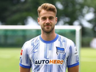 Fällt nach einer Schulter-OP für Hertha BSC aus: Lukas Klünter. Foto: Michael Hundt/dpa Fällt nach einer Schulter-OP für Hertha BSC aus: Lukas Klünter. Foto: Michael Hundt/dpa