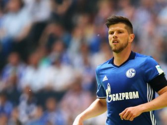 Überraschende Meldung: Klaas-Jan Huntelaar beendet seine Karriere Überraschende Meldung: Klaas-Jan Huntelaar beendet seine Karriere