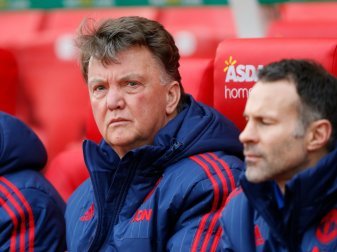 Die Zukunft von van Gaal entscheidet sich am Montag Die Zukunft von van Gaal entscheidet sich am Montag