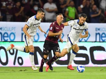 Franck Ribéry spielt für US Salernitana in der italienischen Serie A. Foto: Carmelo Imbesi/LPS via ZUMA Press Wire/dpa Franck Ribéry spielt für US Salernitana in der italienischen Serie A. Foto: Carmelo Imbesi/LPS via ZUMA Press Wire/dpa