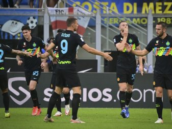 Inter feiert Kantersieg gegen Bologna Inter feiert Kantersieg gegen Bologna