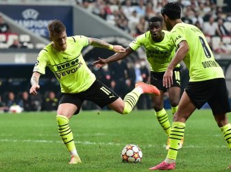 Das Dortmunder Champions-League-Trikot kommt bei den Fans gar nicht gut an. Foto: Mustafa Alkac/dpa Das Dortmunder Champions-League-Trikot kommt bei den Fans gar nicht gut an. Foto: Mustafa Alkac/dpa