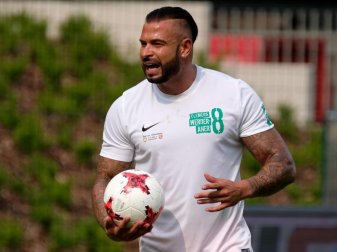 Tim Wiese bei einem Benefizspiel im Jahr 2017. Foto: picture alliance / Peter Steffen/dpa Tim Wiese bei einem Benefizspiel im Jahr 2017. Foto: picture alliance / Peter Steffen/dpa