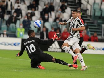 Das 1:0 von Alvaro Morata (r) reichte Juventus nicht zum Sieg. Foto: Claudio Benedetto/LPS via ZUMA Press Wire/dpa Das 1:0 von Alvaro Morata (r) reichte Juventus nicht zum Sieg. Foto: Claudio Benedetto/LPS via ZUMA Press Wire/dpa