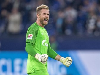 Torwart Ralf Fährmann will mit dem FC Schalke 04 zurück in die Bundesliga. Foto: David Inderlied/dpa Torwart Ralf Fährmann will mit dem FC Schalke 04 zurück in die Bundesliga. Foto: David Inderlied/dpa