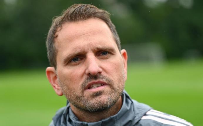 Der sportliche Leiter Nationalmannschaften, Joti Chatzialexiou, will das U21-Trainerteam halten. Foto: Arne Dedert/dpa