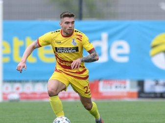 Nach Jung-Verletzung: KSC testet Ex-Schalke-Talent Nach Jung-Verletzung: KSC testet Ex-Schalke-Talent