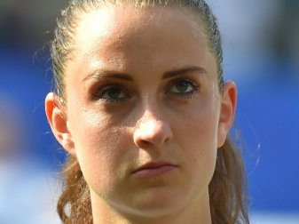 Däbritz erhält viel Lob von der Bundestrainerin
Däbritz erhält viel Lob von der Bundestrainerin