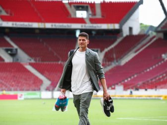 Will erstmal nicht Trainer sein: Mario Gomez. Foto: Tom Weller/dpa Will erstmal nicht Trainer sein: Mario Gomez. Foto: Tom Weller/dpa