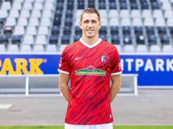 Der Freiburger Nils Petersen hat zum Stadionneubau des SC Freiburg gemischte Gefühle. Foto: Philipp von Ditfurth/dpa Der Freiburger Nils Petersen hat zum Stadionneubau des SC Freiburg gemischte Gefühle. Foto: Philipp von Ditfurth/dpa