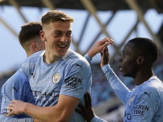 Bericht: BVB wollte ManCity-Juwel Liam Delap verpflichten Bericht: BVB wollte ManCity-Juwel Liam Delap verpflichten