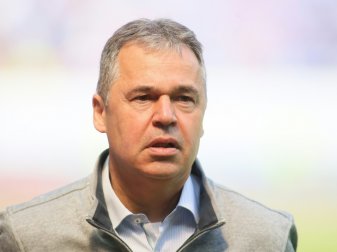 Transferpolitik: Andreas Rettig lobt die Bayern Transferpolitik: Andreas Rettig lobt die Bayern