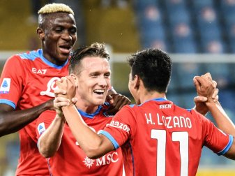 Osimhen (l.) brachte Neapel früh in Führung Osimhen (l.) brachte Neapel früh in Führung