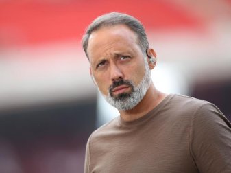 Fordert gegen den VfL Bochum einen Sieg zu holen: Stuttgarts Trainer Pellegrino Matarazzo. Foto: Tom Weller/dpa Fordert gegen den VfL Bochum einen Sieg zu holen: Stuttgarts Trainer Pellegrino Matarazzo. Foto: Tom Weller/dpa