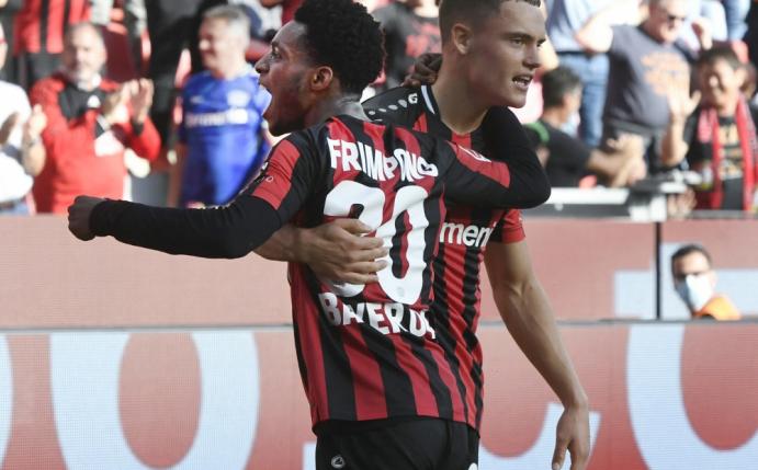 Bayer Leverkusen setzt sich in der Spitzengruppe fest