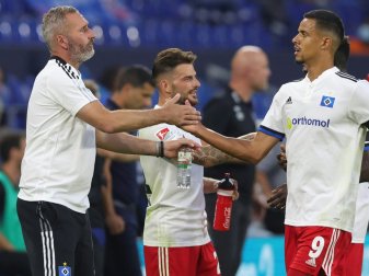Glatzel (r.) erzielt beide Treffer für den Hamburger SV Glatzel (r.) erzielt beide Treffer für den Hamburger SV