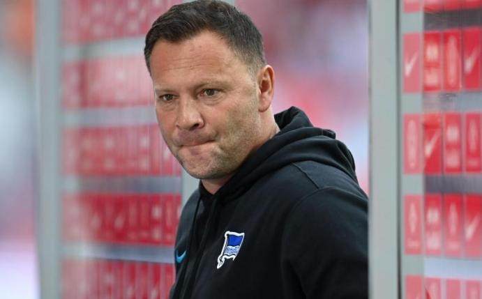 Kassierte mit Hertha eine 0:6-Pleite bei RB Leipzig: Trainer Pal Dardai. Foto: Robert Michael/dpa-Zentralbild/dpa