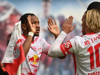 Stehen mit Leipzig in Brügge unter Druck: Christopher Nkunku (l) und Emil Forsberg. Foto: Robert Michael/dpa-Zentralbild/dpa Stehen mit Leipzig in Brügge unter Druck: Christopher Nkunku (l) und Emil Forsberg. Foto: Robert Michael/dpa-Zentralbild/dpa