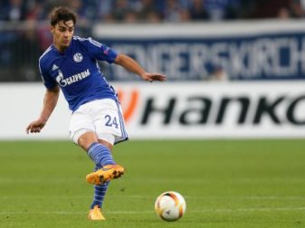Kaan Ayhan spielt ab sofort für Eintracht Frankfurt. Foto: Friso Gentsch(Friso Gentsch) Kaan Ayhan spielt ab sofort für Eintracht Frankfurt. Foto: Friso Gentsch(Friso Gentsch)