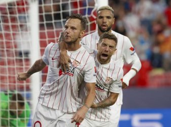 Einer von vier ehemaligen Bundesliga-Profis in Reihen des FC Sevilla: Ivan Rakitic (l). Foto: Angel Fernandez/AP/dpa Einer von vier ehemaligen Bundesliga-Profis in Reihen des FC Sevilla: Ivan Rakitic (l). Foto: Angel Fernandez/AP/dpa