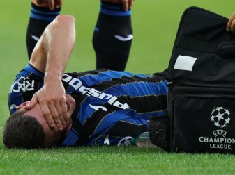 Nationalspieler Robin Gosens verletzte sich gegen Bern am rechten Oberschenkel. Foto: Spada/LaPresse via ZUMA Press/dpa Nationalspieler Robin Gosens verletzte sich gegen Bern am rechten Oberschenkel. Foto: Spada/LaPresse via ZUMA Press/dpa