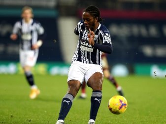 Zweitliga-Profi Romaine Sawyers war im Internet rassistisch beleidigt worden. Foto: Dave Rogers/PA Wire/dpa Zweitliga-Profi Romaine Sawyers war im Internet rassistisch beleidigt worden. Foto: Dave Rogers/PA Wire/dpa