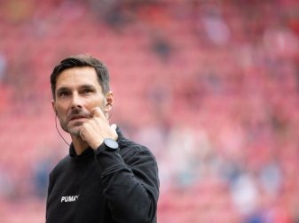 Will mit Fürth endlich den ersten Saisonsieg in der Fußball-Bundesliga: SpVgg-Coach Stefan Leitl. Foto: Sebastian Gollnow/dpa Will mit Fürth endlich den ersten Saisonsieg in der Fußball-Bundesliga: SpVgg-Coach Stefan Leitl. Foto: Sebastian Gollnow/dpa