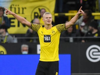 Kehrt BVB-Torjäger Erling Haaland im Heimspiel gegen Augsburg zurück?. Foto: Bernd Thissen/dpa Kehrt BVB-Torjäger Erling Haaland im Heimspiel gegen Augsburg zurück?. Foto: Bernd Thissen/dpa