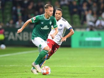Niklas Schmidt bleibt beim SV Werder Bremen. Foto: Carmen Jaspersen/dpa Niklas Schmidt bleibt beim SV Werder Bremen. Foto: Carmen Jaspersen/dpa