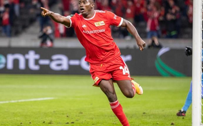 Wurde in Nigerias Nationalteam berufen: Taiwo Awoniyi von Union Berlin jubelt nach einem Treffer. Foto: Andreas Gora/dpa