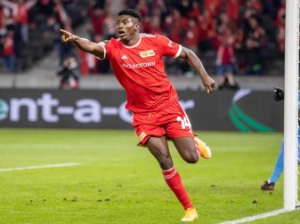 Wurde in Nigerias Nationalteam berufen: Taiwo Awoniyi von Union Berlin jubelt nach einem Treffer. Foto: Andreas Gora/dpa Wurde in Nigerias Nationalteam berufen: Taiwo Awoniyi von Union Berlin jubelt nach einem Treffer. Foto: Andreas Gora/dpa