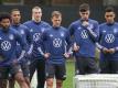 Deutschland bestreitet gegen Rumänien das 982. Länderspiel: Serge Gnabry (l-r), Thilo Kehrer, Lukas Klostermann, Joshua Kimmich, Kai Havertz und Jamal Musiala beim Training. Foto: Marcus Brandt/dpa