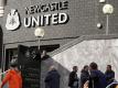 Newcastle United soll kurz vor dem Verkauf an ein Konsortium mit saudischer Beteiligung stehen. Foto: Owen Humphreys/PA Wire/dpa