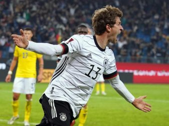 Funktioniert auch als Joker: Thomas Müller bejubelt sein Tor zum 2:1 gegen Rumänien. Foto: Marcus Brandt/dpa Funktioniert auch als Joker: Thomas Müller bejubelt sein Tor zum 2:1 gegen Rumänien. Foto: Marcus Brandt/dpa