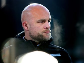 Schröder legt sich noch nicht auf Trainer Grammozis fest Schröder legt sich noch nicht auf Trainer Grammozis fest