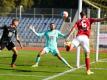 Der FSV Mainz 05 und der 1. FC Kaiserslautern haben im Koblenzer Stadion Oberwerth ein Benefizspiel durchgeführt. Foto: Thomas Frey/dpa