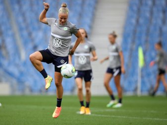 Kreuzbandriss: Wolter fällt wohl mehrere Monate aus Kreuzbandriss: Wolter fällt wohl mehrere Monate aus