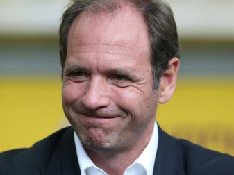 Nach Abschied: Schmidt bekundet Einigkeit bei Hertha Nach Abschied: Schmidt bekundet Einigkeit bei Hertha