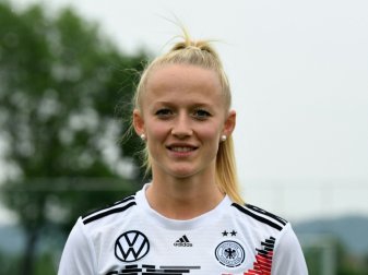 Lea Schüller fordert eine Veränderung der Anstoßzeiten Lea Schüller fordert eine Veränderung der Anstoßzeiten