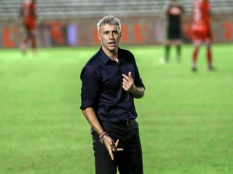 Hat seinen Posten als Trainer des brasilianischen Fußball-Erstligisten FC São Paulo geräumt: Hernán Crespo. Foto: Roberta Aline/Zuma Press/dpa Hat seinen Posten als Trainer des brasilianischen Fußball-Erstligisten FC São Paulo geräumt: Hernán Crespo. Foto: Roberta Aline/Zuma Press/dpa