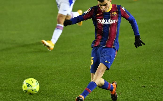 Jungstar Pedri verlängert bei Barca bis 2026