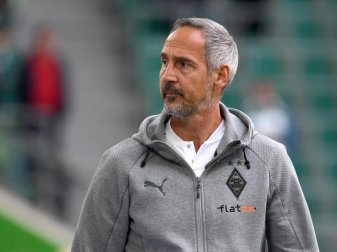 Schaut gerne den Fußball von Atlanta Bergamo: Gladbach-Coach Adi Hütter. Foto: Swen Pförtner/dpa Schaut gerne den Fußball von Atlanta Bergamo: Gladbach-Coach Adi Hütter. Foto: Swen Pförtner/dpa