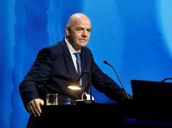 Infantino und FIFA sprechen mit Nationaltrainern Infantino und FIFA sprechen mit Nationaltrainern
