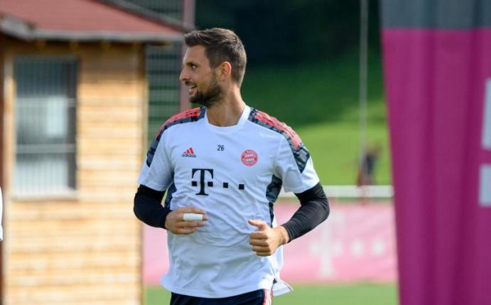 War wieder beim Lauftraining zu sehen: Ersatzkeeper Sven Ulrich vom FC Bayern. Foto: Matthias Balk/dpa