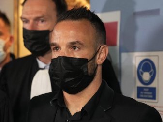 Soll Opfers eines angeblichen Erpressungsversuches geworden sein: Mathieu Valbuena. Foto: Michel Euler/AP/dpa Soll Opfers eines angeblichen Erpressungsversuches geworden sein: Mathieu Valbuena. Foto: Michel Euler/AP/dpa
