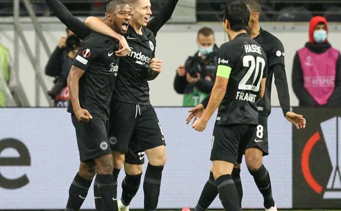 Frankfurt schlägt Piräus mit 3:1