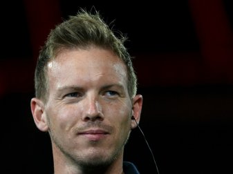 Nagelsmann hält PK von zu Hause aus der Quarantäne Nagelsmann hält PK von zu Hause aus der Quarantäne